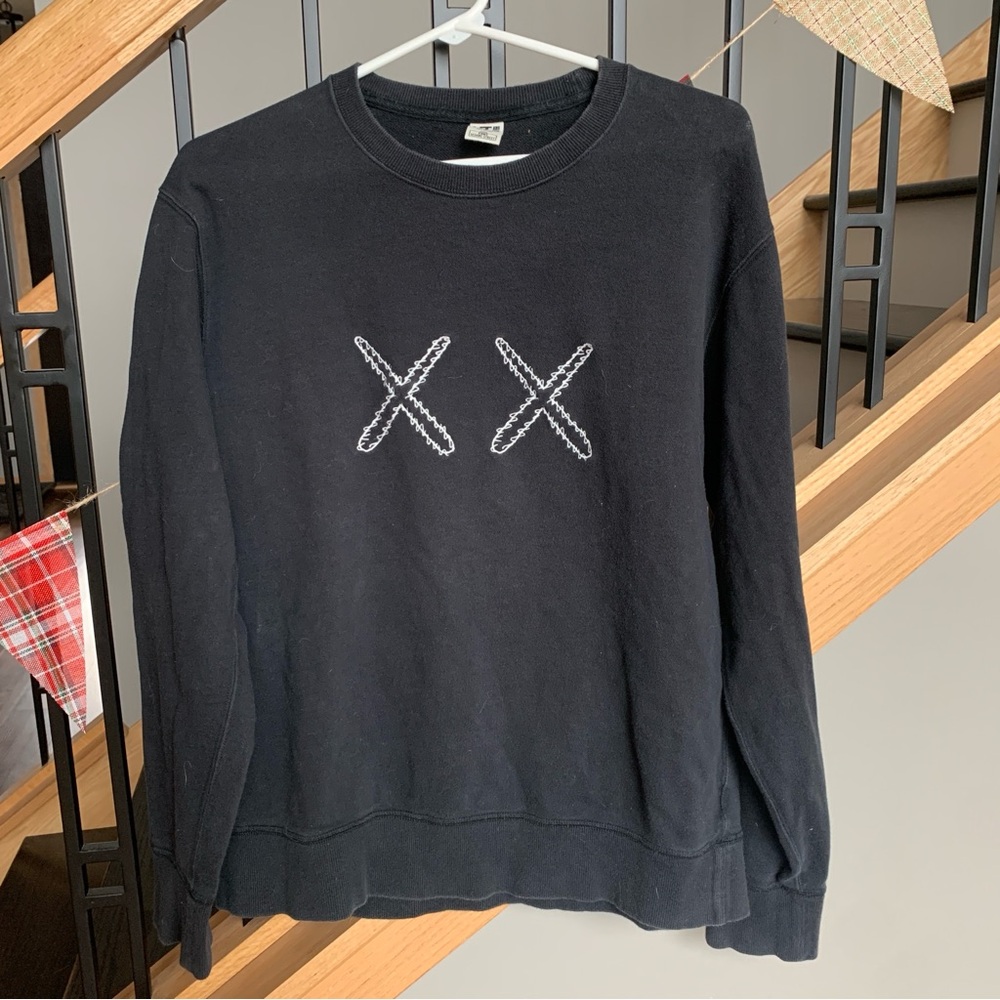 Uniqlo KAWS Sesame Street Sweatshirt Medium